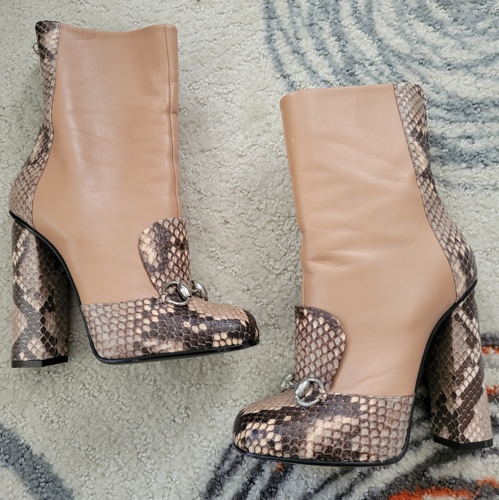 Gucci boots size 38